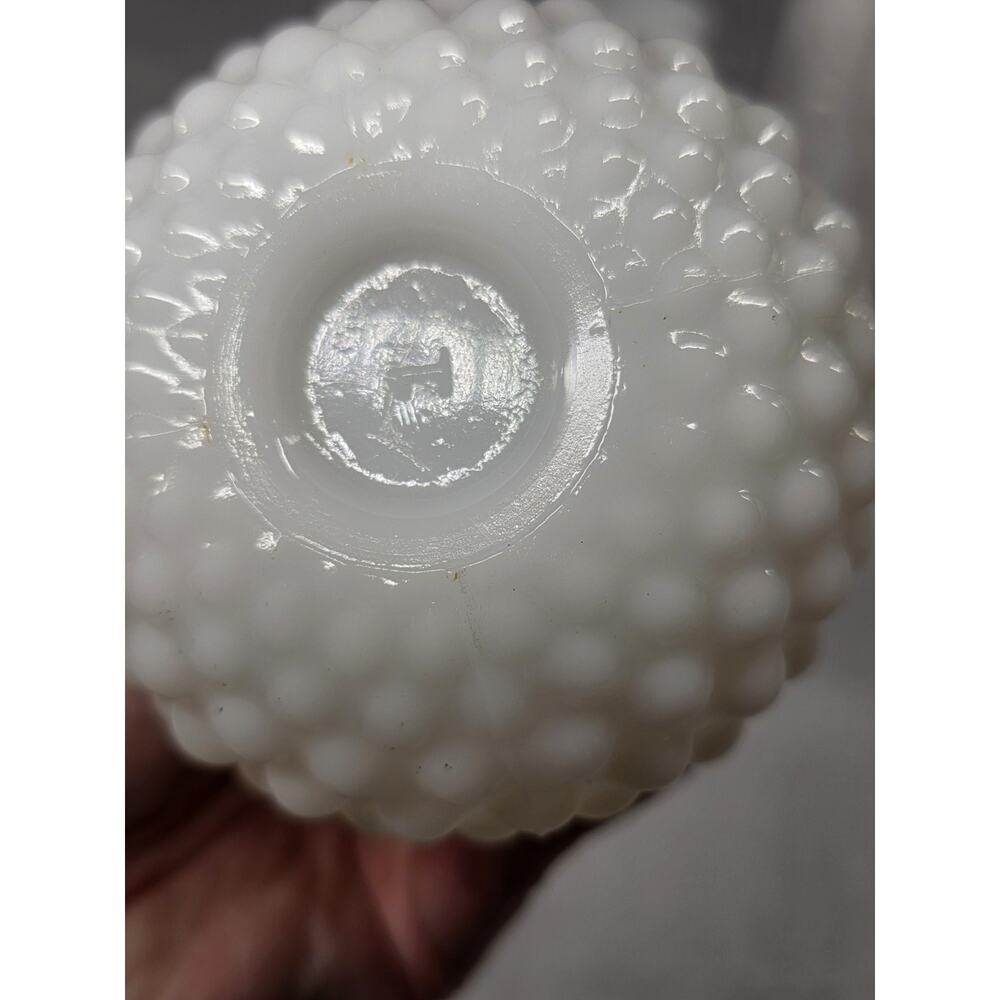 LOT of 3 VINTAGE White Milk Glass Bud Vases Hobnail Stars Wedding Decor - Picture 5 of 12